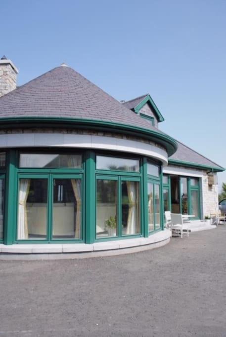 Like Walking Into A Fantastic Novel At Inishowen House Rashenny Exterior photo